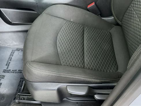 Used 2018 GMC Terrain SLE image 30