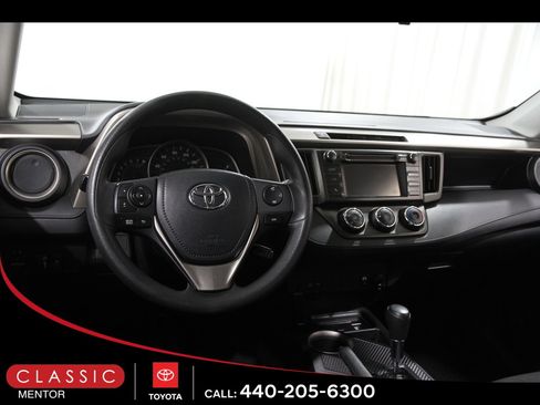Used 2014 Toyota RAV4 LE image 6