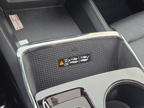 New 2026 Chevrolet Equinox RS w/ Convenience Package III image 29