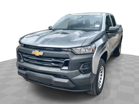 Certified 2025 Chevrolet Colorado W/T image 1