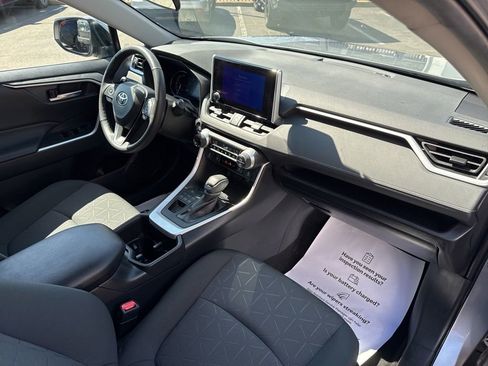 Certified 2023 Toyota RAV4 XLE w/ Convenience Package image 25