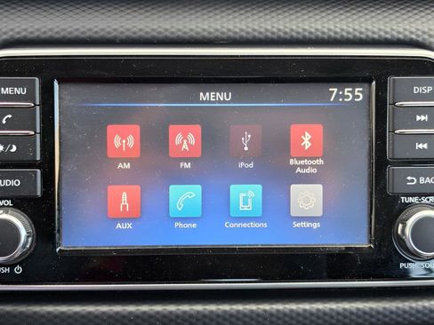 Used 2021 Nissan Kicks S FWD image 30
