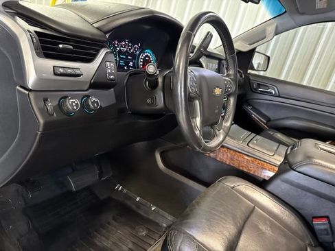 Used 2017 Chevrolet Suburban Premier AWD/4WD image 50