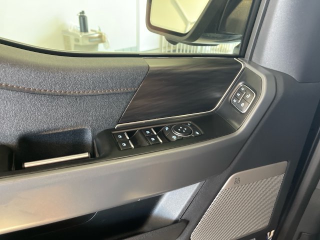 Used 2024 Ford F150 Lariat w/ FX4 Off-Road Package AWD/4WD image 14