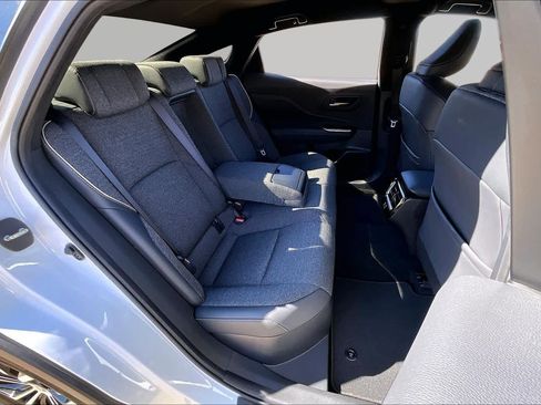 Used 2024 Toyota Crown AWD/4WD image 17