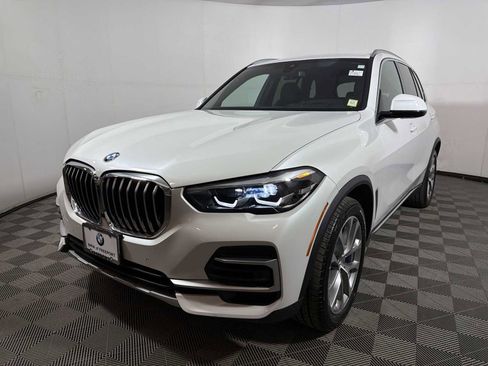 Certified 2023 BMW X5 xDrive40i w/ Premium Package image 3