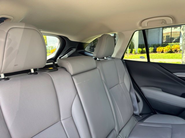 Used 2023 Subaru Outback Limited AWD/4WD image 16