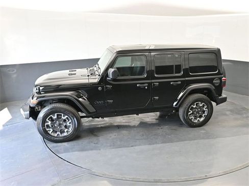 New 2025 Jeep Wrangler Sahara image 35