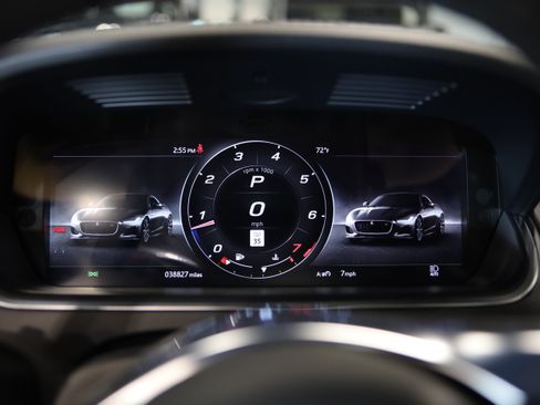 Used 2021 Jaguar F-TYPE R-Dynamic AWD/4WD image 21