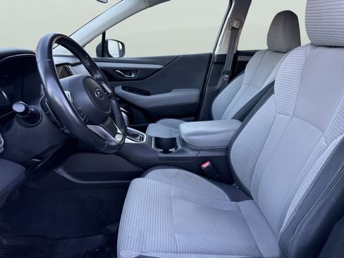 Used 2020 Subaru Outback Premium image 15