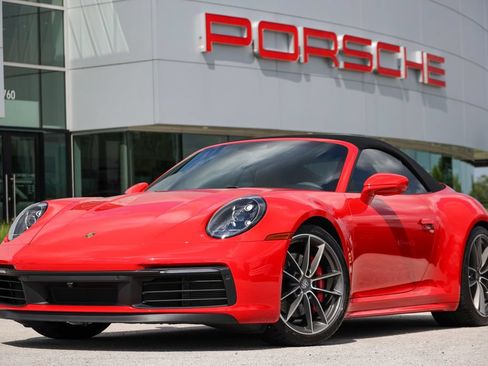 Certified 2024 Porsche 911 Cabriolet image 25