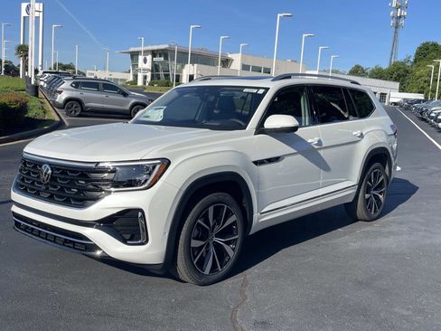 New 2026 Volkswagen Atlas SEL Premium R-Line AWD/4WD image 3