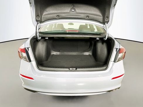 Used 2025 Honda Civic Sport image 29