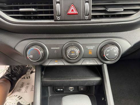 Used 2024 Kia Forte LXS FWD image 16