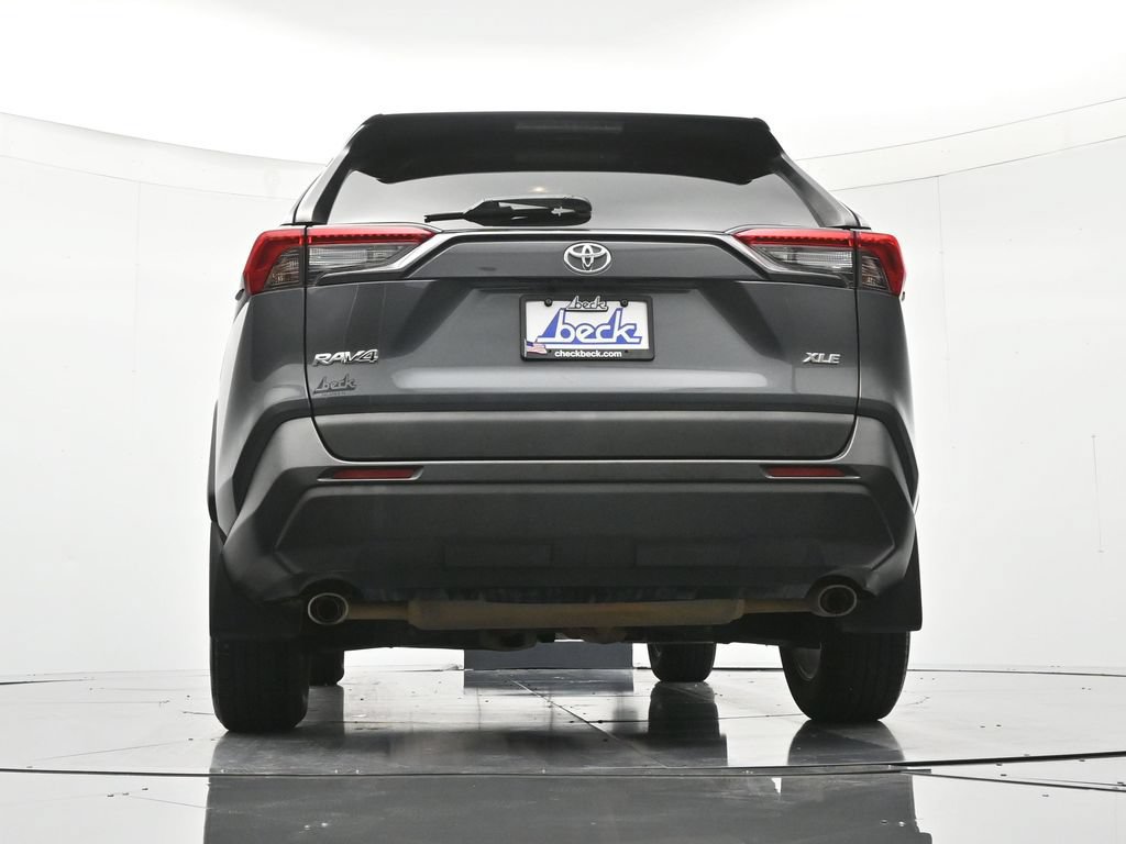 Used 2020 Toyota RAV4 XLE FWD image 40