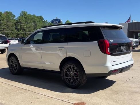New 2025 Ford Expedition Platinum w/ Stealth Performance Package image 4