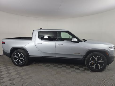 Used 2024 Rivian R1T Adventure AWD/4WD image 6
