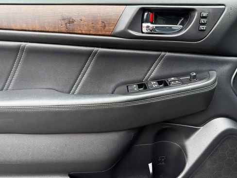 Used 2019 Subaru Outback 2.5i Limited w/ Popular Package #2 image 14