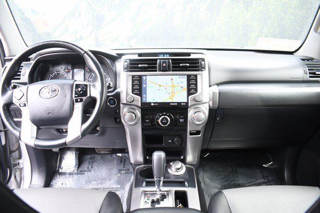 Certified 2024 Toyota 4Runner SR5 Premium w/ Moonroof Package AWD/4WD image 18