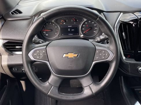 Used 2023 Chevrolet Traverse LT AWD/4WD image 13