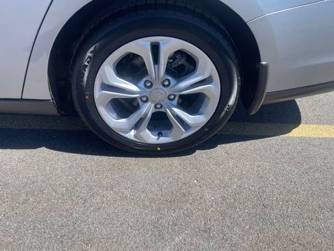 Used 2023 Honda Accord LX image 9