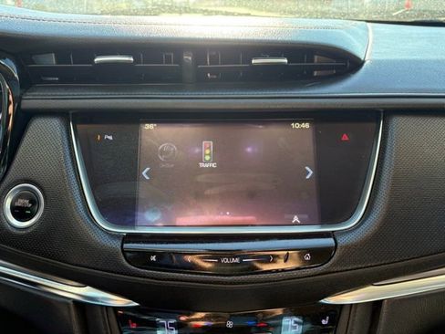 Used 2017 Cadillac XT5 Luxury image 17