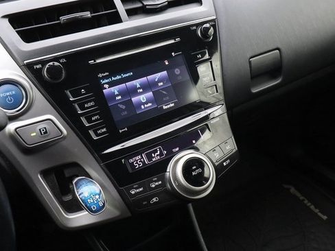 Used 2017 Toyota Prius V Four image 50