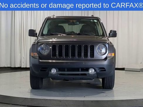 Used 2017 Jeep Patriot High Altitude FWD image 3