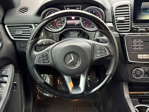 Used 2018 Mercedes-Benz GLE 350 image 24