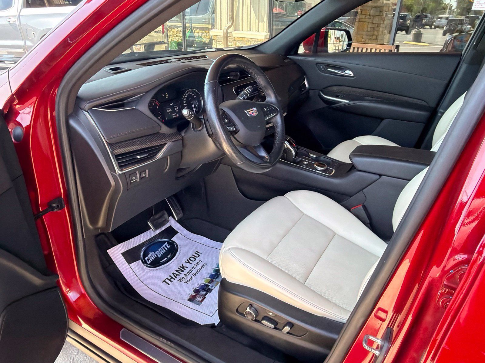 Used 2021 Cadillac XT4 Sport AWD/4WD image 10