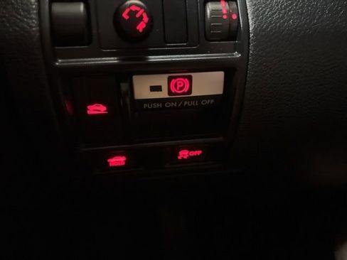 Used 2014 Subaru Legacy 2.5i Limited w/ Moonroof Package image 42