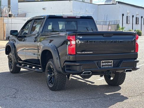 Used 2020 Chevrolet Silverado 1500 LT Trail Boss AWD/4WD image 8