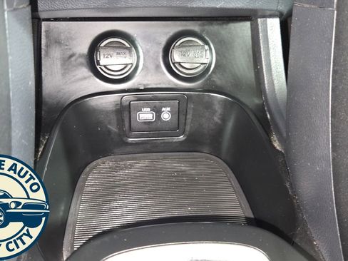 Used 2019 Hyundai Santa Fe XL AWD/4WD image 17