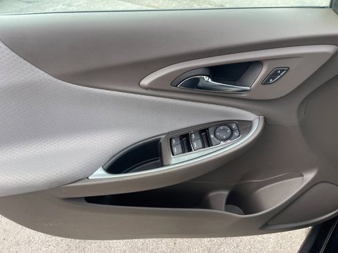 Used 2025 Chevrolet Malibu LT image 12