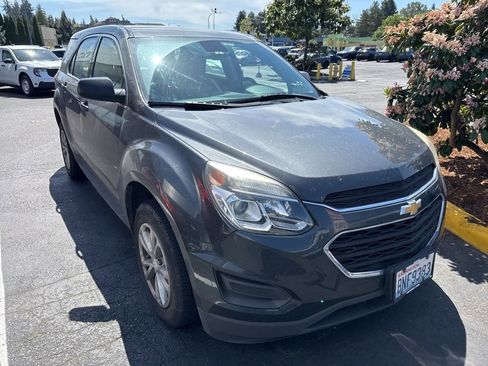 Used 2017 Chevrolet Equinox LS AWD/4WD image 5