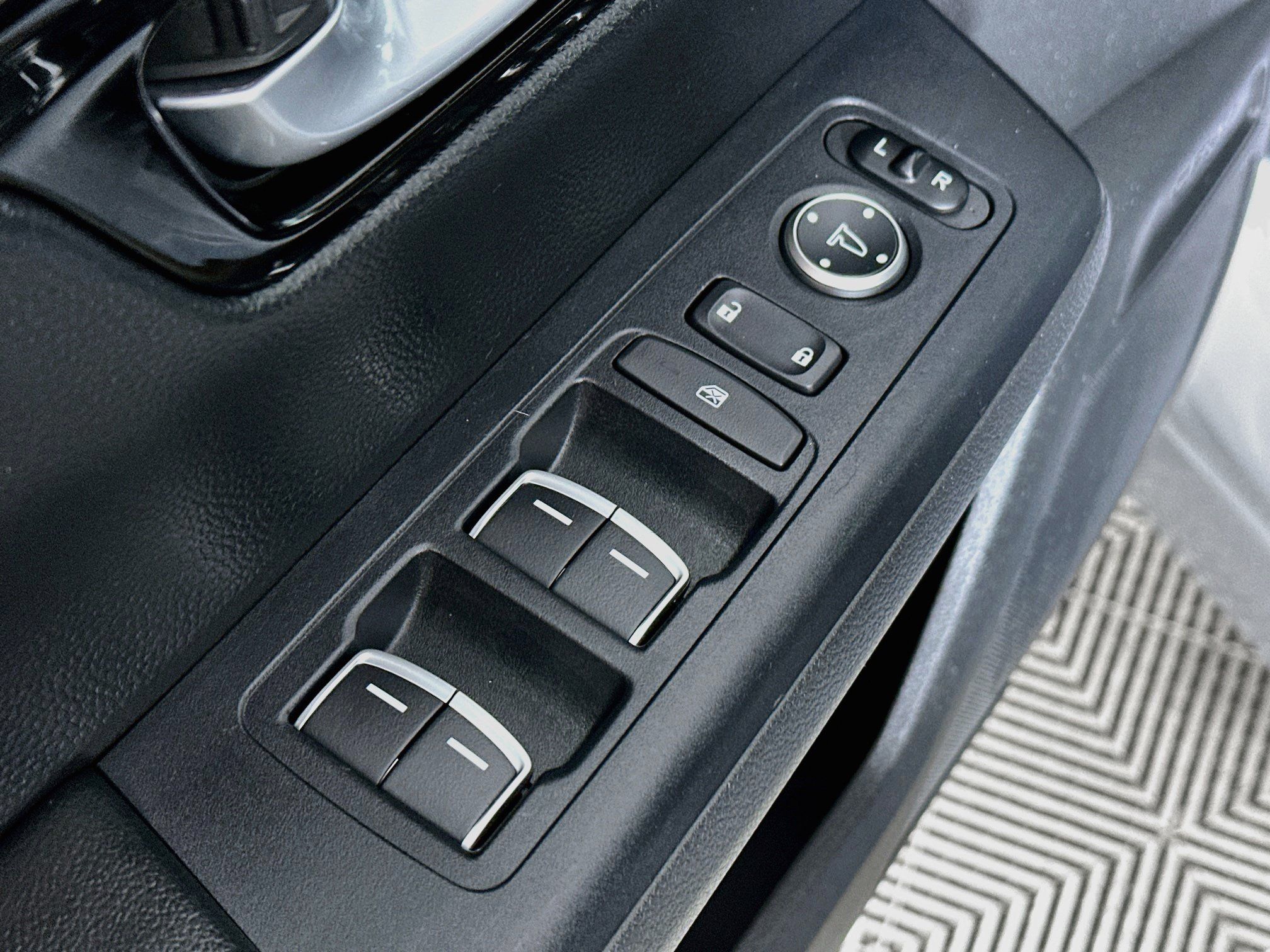 Used 2024 Honda CR-V EX-L image 17