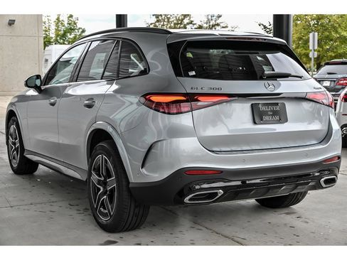New 2026 Mercedes-Benz GLC 300 4MATIC image 6
