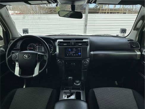 Used 2016 Toyota 4Runner SR5 image 19