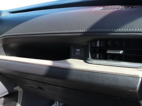Certified 2025 Toyota Grand Highlander AWD image 33