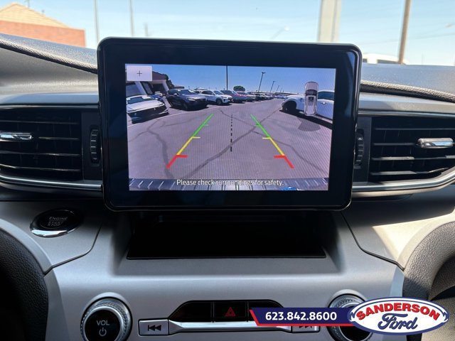 Used 2022 Ford Explorer XLT w/ Equipment Group 202A AWD/4WD image 19