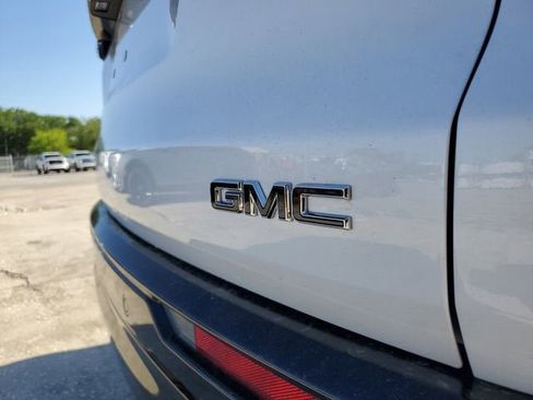 New 2026 GMC Acadia Denali Ultimate image 7