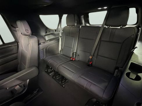 Certified 2023 Chevrolet Suburban RST w/ Luxury Package RWD image 29