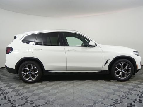 Used 2024 BMW X3 sDrive30i w/ Convenience Package RWD image 2