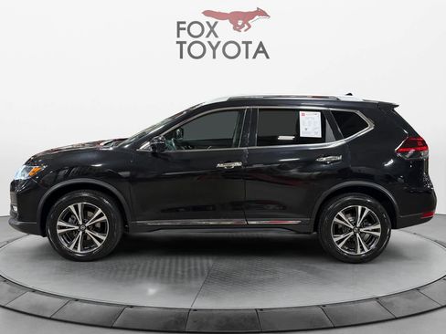 Used 2018 Nissan Rogue SL image 3