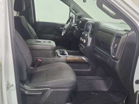 Used 2020 GMC Sierra 1500 Elevation w/ Elevation Value Package AWD/4WD image 12