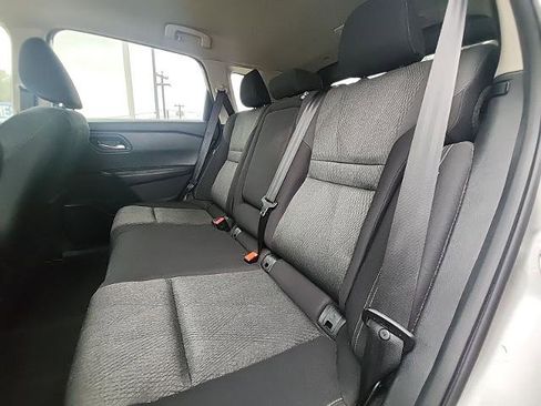 Used 2024 Nissan Rogue SV image 12