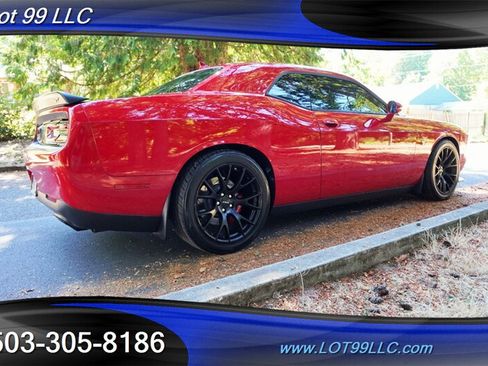 Used 2015 Dodge Challenger SRT Hellcat RWD image 9