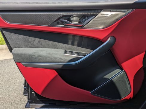 New 2026 Jaguar F-PACE SVR 575 Edition image 19