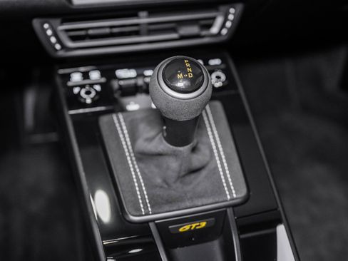 Used 2022 Porsche 911 GT3 image 38