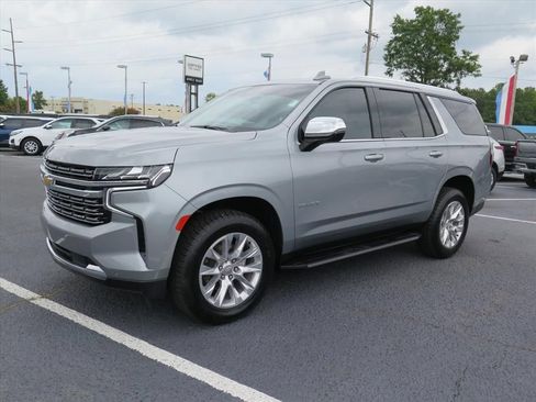 Used 2024 Chevrolet Tahoe Premier AWD/4WD image 9